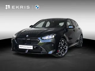 BMW 1 Serie 120 | M Sportpakket Pro | Premium Pack | Harman-Kardon | Stuurwielrand verwarmd | Comfor