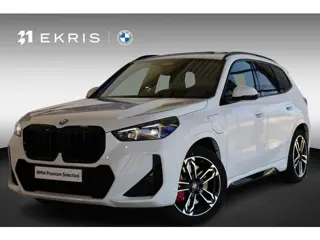 BMW X1 xDrive25e | M Sportpakket Pro | Panorama Dak | Comfort Access | Elektr. Trekhaak