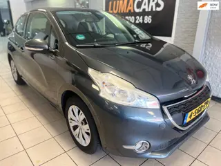 Peugeot 208 1.2 VTi Envy |Nieuwe APK | Distri. verv. |Cruise