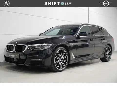 BMW 5 Serie Touring 520i M-Sport | Panoramadak | Adapt. Cruise Control