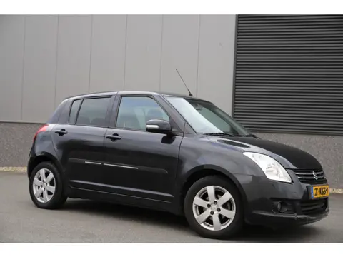 Suzuki Swift 1.3 Limited 5drs Airco/cruise/ parkeerschade