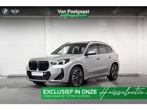 BMW X1 sDrive20i | M-Sport Pro | Travel Pack | Harman/Kardon | Panoramadak | Comfort Access | Drivin