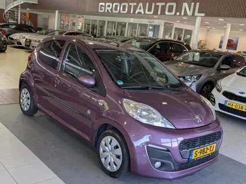 Peugeot 107 1.0 Première Airco, Stuurbekrachtiging