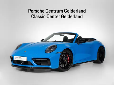 Porsche 911 Carrera 4 GTS Cabriolet