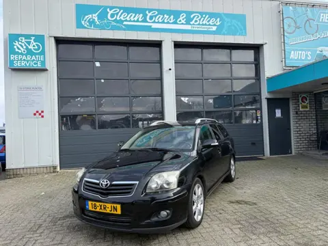 Toyota Avensis Wagon Apple CarPlay, Trekha 2.0 VVTi Exec. Bns