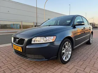 Volvo S40 1.8 /Airco/Cruise/17 Inch L.M/Frisse APK