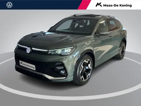 Volkswagen Tiguan 1.5eTSI/150PK DSG R-Line Edition Panoramadak · Navigatie · Apple/Android Car Play 