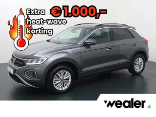 Volkswagen T-Roc 1.5 TSI Life Business | 150 PK | Automaat | Trekhaak | Achteruitrijcamera | Stoelve