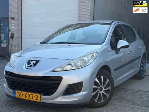 Peugeot 207 1.4 VTi X-line/ 5drs/ nap/ 1jaar apk/ goede onderhoud/ airco/ zeer nette auto.