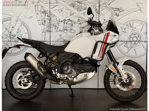 Ducati DESERTX (bj 2022)