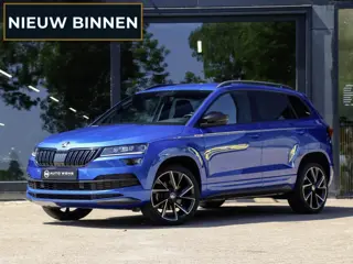 Skoda Karoq 1.5 TSI ACT Sportline 150PK DSG Camera Navi Stoel/Stuurverw. Race Blue 19 inch