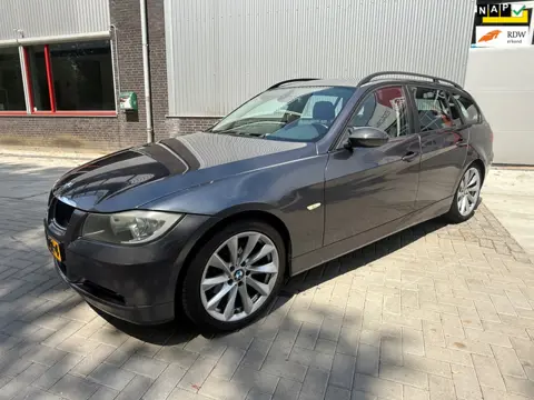 BMW 3-serie Touring 320i Executive