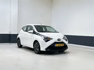 Toyota Aygo 1.0 VVT-i x-play limited | NL | 1 Eig | Carplay/ Android Auto | Camera |