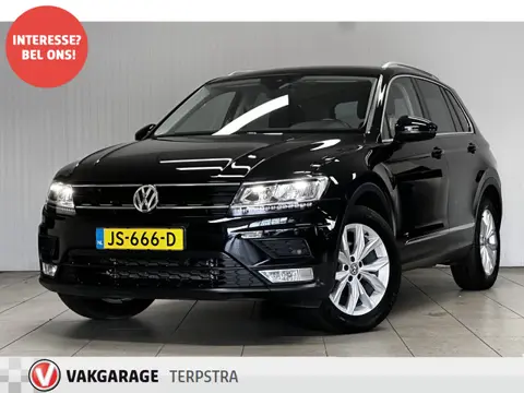 Volkswagen Tiguan 1.4 TSI ACT Connected Series/ AUTOMAAT!/ Trekhaak/ 18'' LMV/ LED Koplampen/ Camera