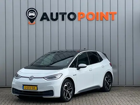 Volkswagen ID.3 First+ 58 kWh 1E EIG ORG NL SOH93% TREKHAAK|CAMERA|STOEL+STUURVRM|AMBIEN TLIGHT|ADAP