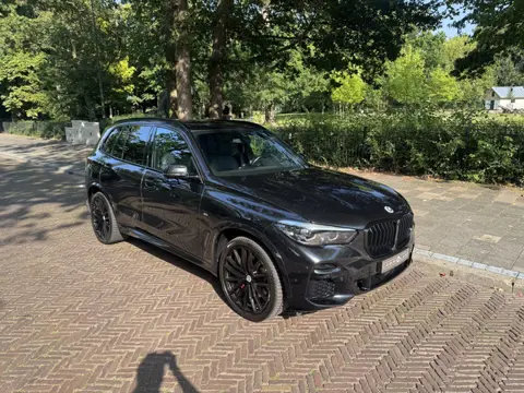 BMW X5 xDrive40i, 7 zits, luchtvering, pano (bj 2023)