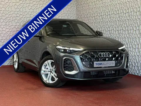 Audi Q5 2.0 TFSI E-HYBRID PANO LEER 360CAM PAS.DISPLAY TREKHAAK QUATTRO 300 PK S-EDITION MATRIXX LED