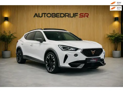 CUPRA Formentor 1.4 e-Hybrid VZ Performance! Sfeerverl! Panoramadak! Camera! 245 PK