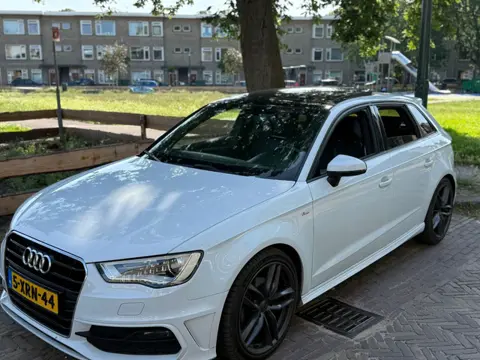 Audi A3 Sportback 1.4 TFSI Ambition Pro Line S line