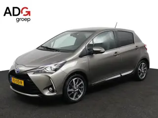 Toyota Yaris 1.5 Hybrid Executive | Panorama dak | Trekhaak | Leer alcantara | Privacy Glas | Cruise