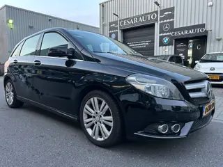 Mercedes-Benz B-Klasse 180 Ambition AUTOMAAT / PANORAMA DAK