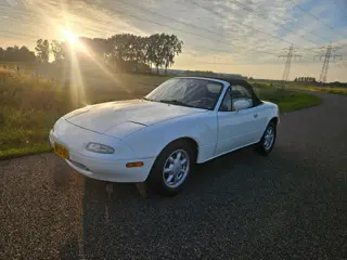 Mazda MX-5 1.6i-16V automaat