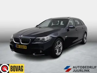 BMW 5-serie Touring 520i Aut. M-Pakket Pano/Trekhaak/Camera/Leder/Nav/ El.Klep/Stoelverw.