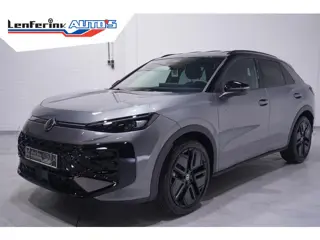 Volkswagen T-Roc R-Line First Edition IQ.light Apple Carplay Black style Stoel-/stuur verwarming 19 