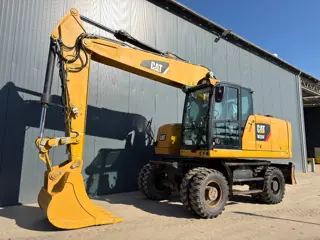 Cat M320F (bj 2014)