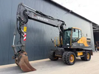 Volvo EW180E (bj 2015)