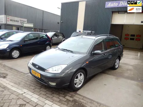 Ford Focus Wagon 1.6-16V Trend