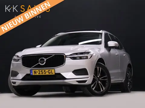 Volvo XC60 2.0 B5 Momentum Exclusive [TREKHAAK, SCHUIFKANTELDAK, MEMORY SEATS, ADAPTIVE CRUISE CONTR