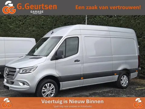 Mercedes-Benz Sprinter 317CDI 170PK, 9G-Tronic, L2H2, 3500KG Trekhaak, 360 Camera, Distronic, Geveer