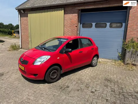 Toyota Yaris 1.0 VVTi Terra EXPORT BIEDEN