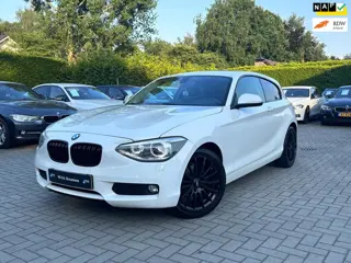 BMW 1-serie 116i Upgrade Edition|Nieuwe Ketting + Klepseals|Leder|Navigatie|Cruise control|Climate c