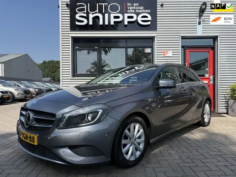 Mercedes-Benz A-klasse 180 4U3 -AIRCO-CRUISECONTROL-XENON-TREKHAAK-PDC V+A-ORIGINEEL NEDERLANDS!-ISO