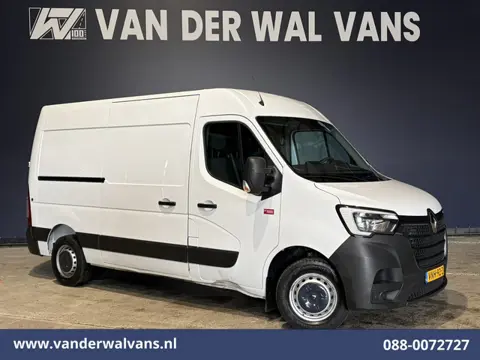 Renault Master 2.3 dCi 136pk L2H2 Euro6 Airco | Camera | Navigatie | LED | 2500kg Trekhaak | Cruisec
