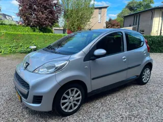 Peugeot 107 1.0-12V XS