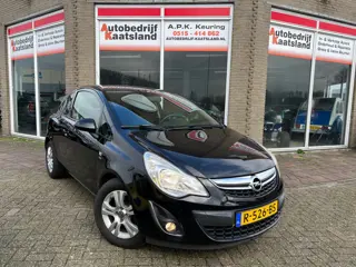Opel CORSA 1.2-16V Selection -