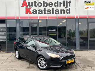Ford Focus Wagon 1.0 Trend Edition - Navi - Cruise - 2015!