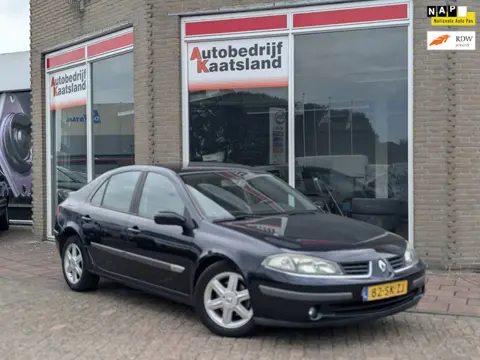 Renault Laguna 1.6-16V Business - Trekhaak - Clima - Cruise -
