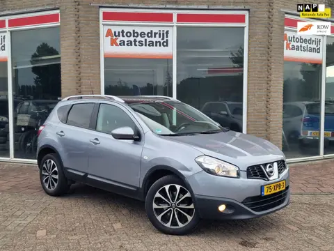 Nissan Qashqai 1.6 Connect Edition - Pano - Navi - Pdc -