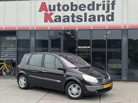 Renault Scénic 2.0-16V Expression Luxe - Automaat - Trekhaak