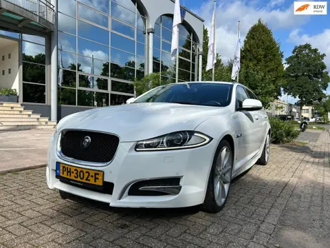 Jaguar XF Sportbrake 3.0D Premium aut /leer/20 inch /apk