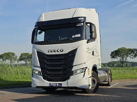 IVECO S-WAY AS440S46 lng