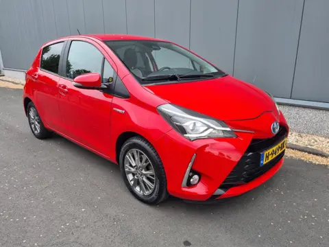 Toyota Yaris 1.5 Hybrid Dynamic | Apple carplay | Cruise | ECC | Camera