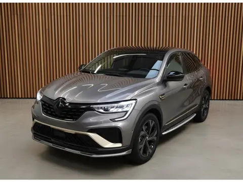 Renault Arkana 1.6 E-Tech Hybrid 145 Engineered Pano-dak/Gr.-navi/Adapt.-cruise/Stoel-stuurverwarmin