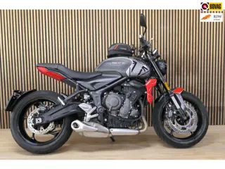 Triumph Tour Trident 660 BJ 2024 lage km