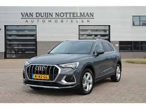 Audi Q3 35 TFSI S Edition / Carplay / LED / Stoelverwarming