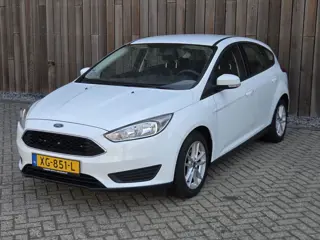 Ford FOCUS 1.6 TI-VCT Ambiente
